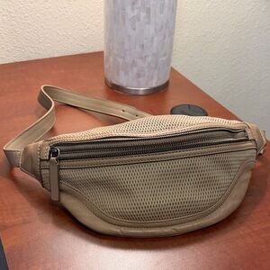 Frye Lena Leather Belt Bag